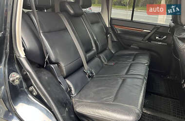 Внедорожник / Кроссовер Mitsubishi Pajero 2007 в 
