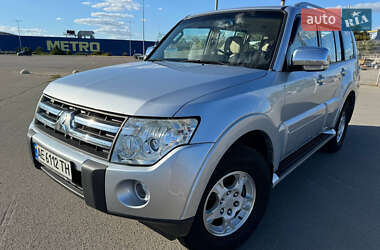 Внедорожник / Кроссовер Mitsubishi Pajero 2007 в Днепре