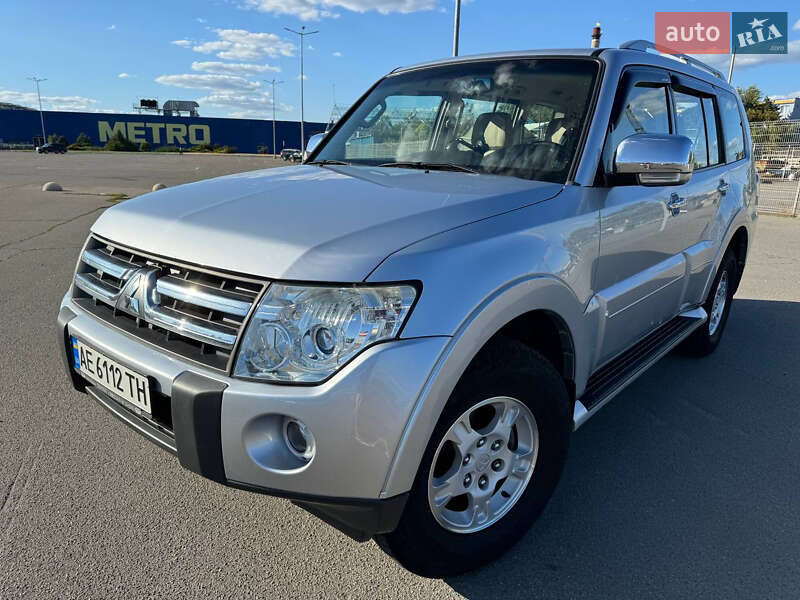 Mitsubishi Pajero 2007