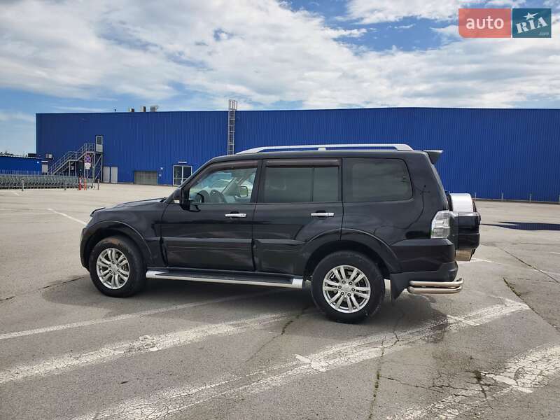 Позашляховик / Кросовер Mitsubishi Pajero 2008 в Чернівцях фото 10 Позашляховик / Кросовер Mitsubishi Pajero 2008 в Чернівцях
