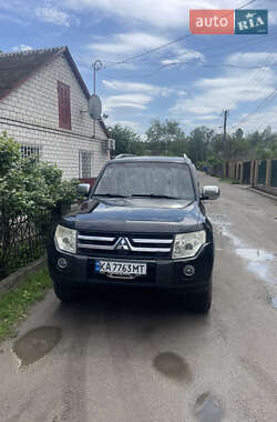 Внедорожник / Кроссовер Mitsubishi Pajero 2007 в Житомире