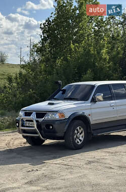 Внедорожник / Кроссовер Mitsubishi Pajero 2006 в Долине