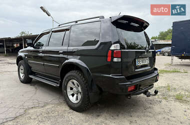 Внедорожник / Кроссовер Mitsubishi Pajero 2007 в 