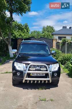 Позашляховик / Кросовер Mitsubishi Pajero 2008 в Луцьку