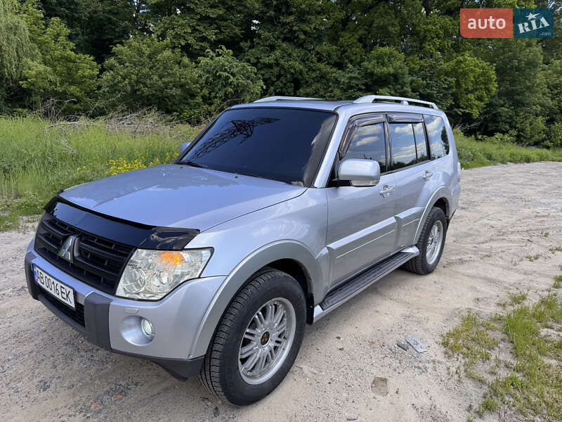 Mitsubishi Pajero 2007