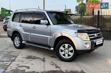 Внедорожник / Кроссовер Mitsubishi Pajero 2007 в Киеве