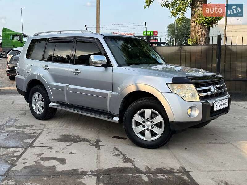 Mitsubishi Pajero 2007