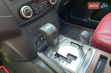 Позашляховик / Кросовер Mitsubishi Pajero 2008 в 