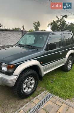 Внедорожник / Кроссовер Mitsubishi Pajero 1995 в Житомире