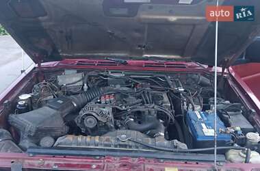 Внедорожник / Кроссовер Mitsubishi Pajero 1993 в 