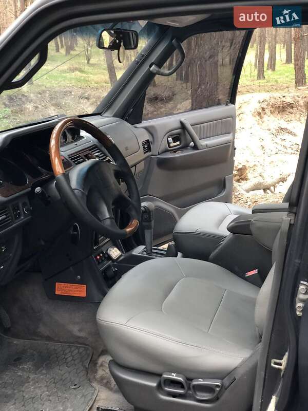 Позашляховик / Кросовер Mitsubishi Pajero 1999 в Львові