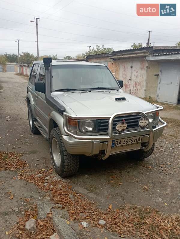 Mitsubishi Pajero 1995