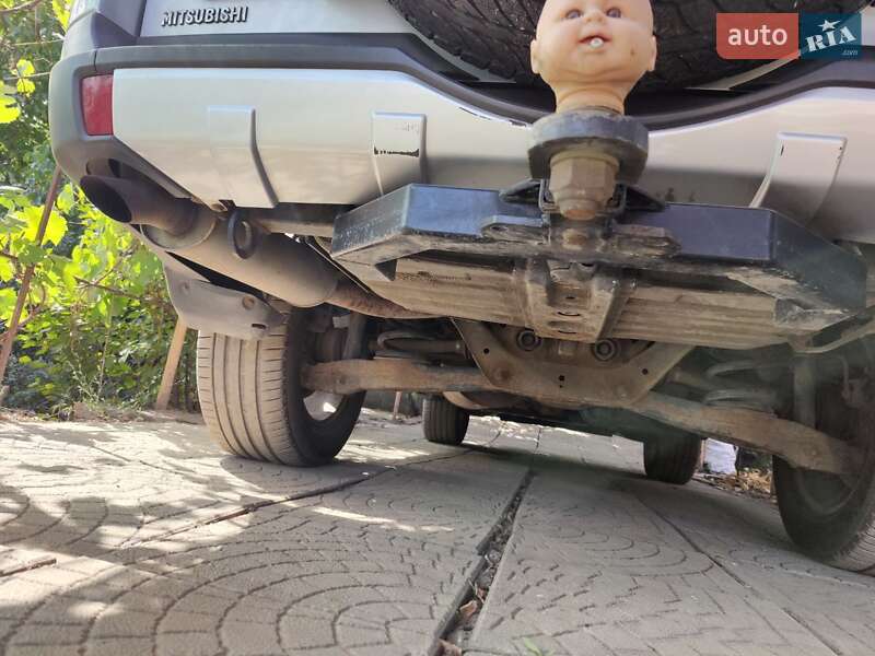 Внедорожник / Кроссовер Mitsubishi Pajero 2007 в Краматорске