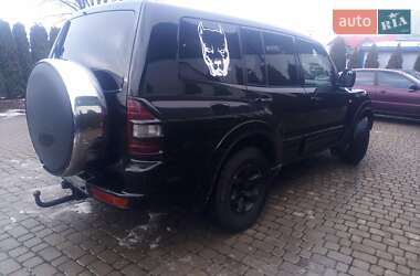 Внедорожник / Кроссовер Mitsubishi Pajero 2001 в 