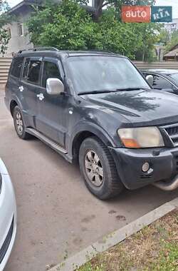 Внедорожник / Кроссовер Mitsubishi Pajero 2003 в 