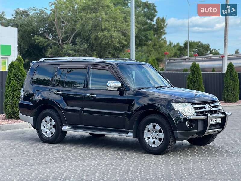 Позашляховик / Кросовер Mitsubishi Pajero 2007 в Одесі