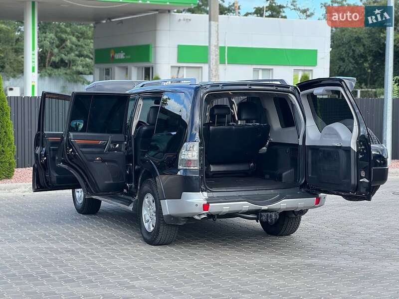 Позашляховик / Кросовер Mitsubishi Pajero 2007 в Одесі