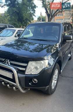 Внедорожник / Кроссовер Mitsubishi Pajero 2008 в Одессе
