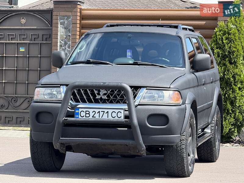 Mitsubishi Pajero 2004