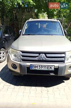 Внедорожник / Кроссовер Mitsubishi Pajero 2007 в Сумах
