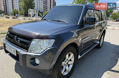 Позашляховик / Кросовер Mitsubishi Pajero 2008 в Дніпрі