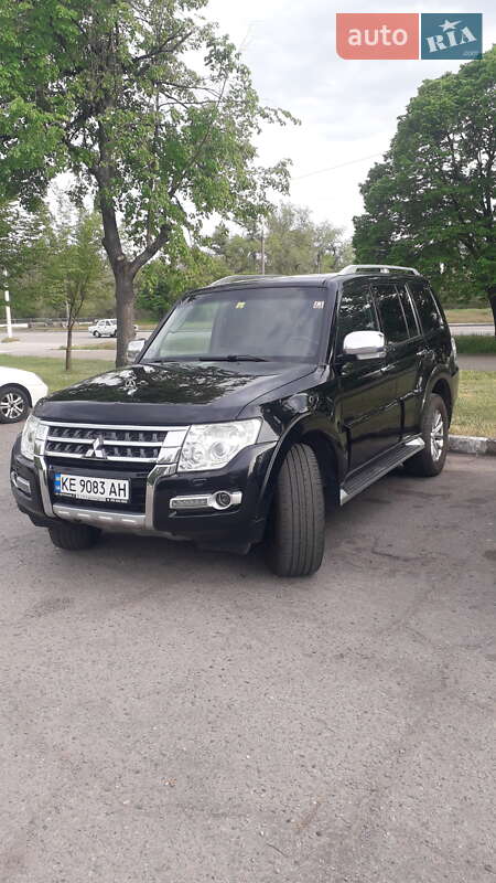 Позашляховик / Кросовер Mitsubishi Pajero 2007 в Запоріжжі
