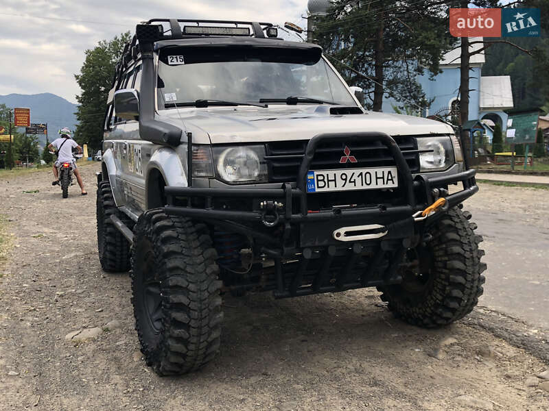 Позашляховик / Кросовер Mitsubishi Pajero 1997 в Дубовому