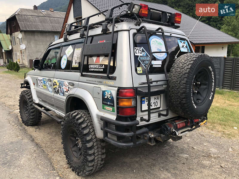 Позашляховик / Кросовер Mitsubishi Pajero 1997 в Дубовому