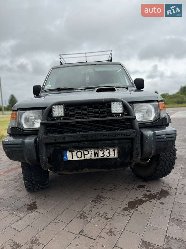 Mitsubishi Pajero 1995