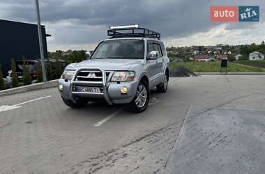 Внедорожник / Кроссовер Mitsubishi Pajero 2004 в Львове