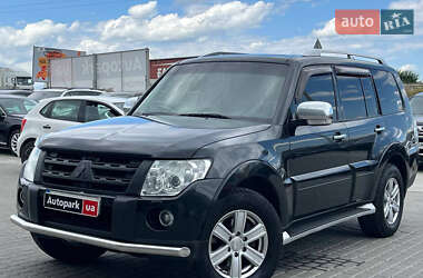 Позашляховик / Кросовер Mitsubishi Pajero 2009 в Львові