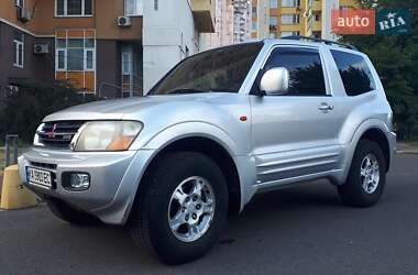 Внедорожник / Кроссовер Mitsubishi Pajero 2000 в Киеве