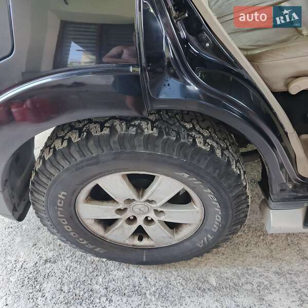 Позашляховик / Кросовер Mitsubishi Pajero 2007 в Києві