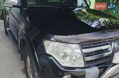 Внедорожник / Кроссовер Mitsubishi Pajero 2007 в 