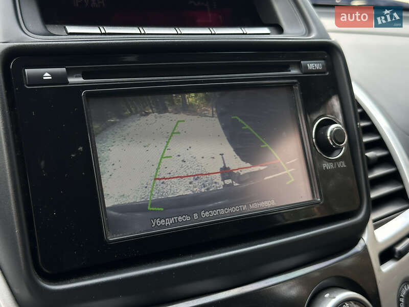 Внедорожник / Кроссовер Mitsubishi Pajero 2013 в Гостомеле