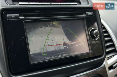 Внедорожник / Кроссовер Mitsubishi Pajero 2013 в 