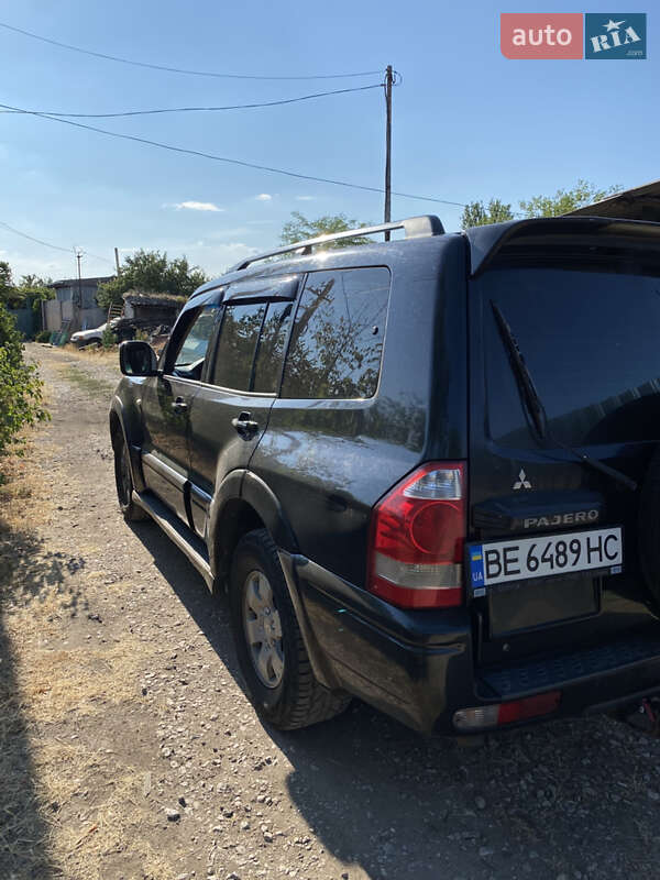 Позашляховик / Кросовер Mitsubishi Pajero 2006 в Миколаєві