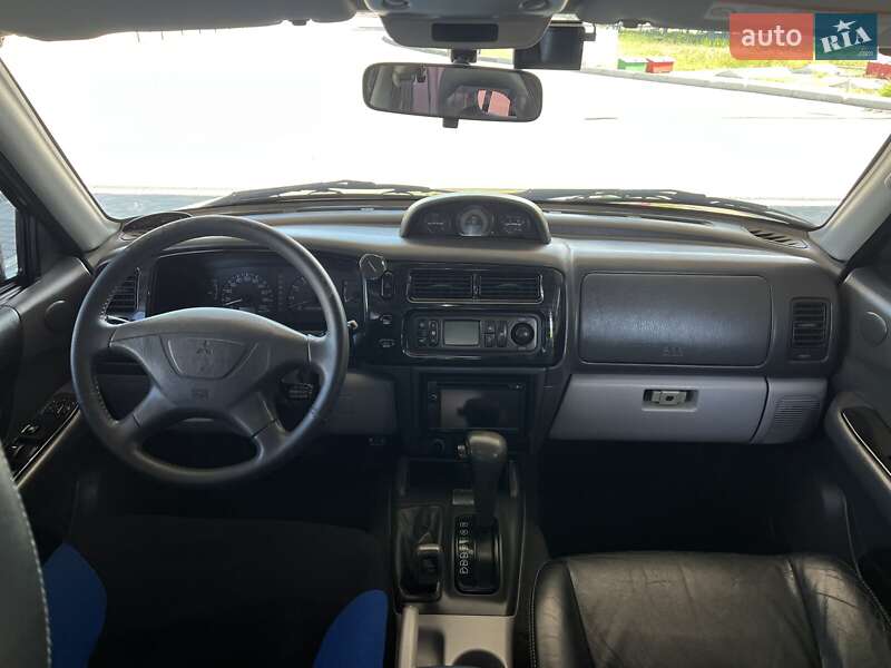 Позашляховик / Кросовер Mitsubishi Pajero 2007 в Миколаєві
