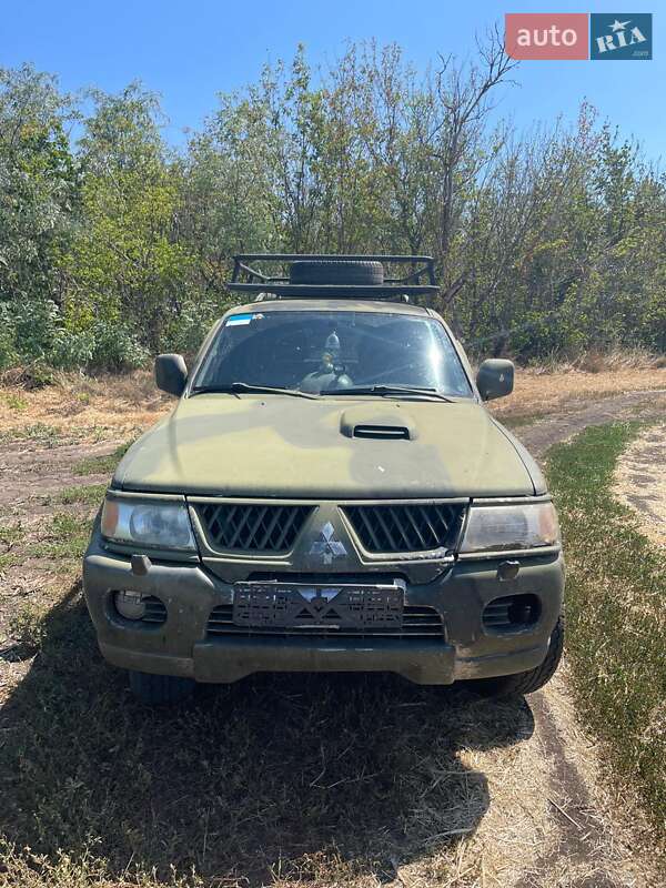 Внедорожник / Кроссовер Mitsubishi Pajero 2008 в Новониколаевке