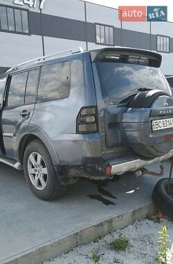 Позашляховик / Кросовер Mitsubishi Pajero 2008 в 