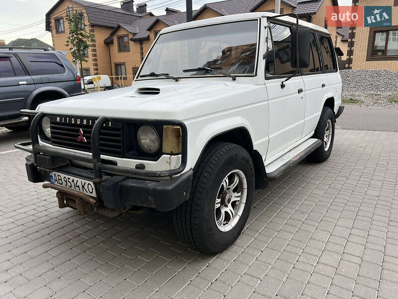 Позашляховик / Кросовер Mitsubishi Pajero 1988 в Вінниці