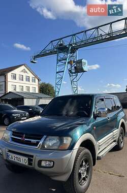 Внедорожник / Кроссовер Mitsubishi Pajero 2001 в Черкассах
