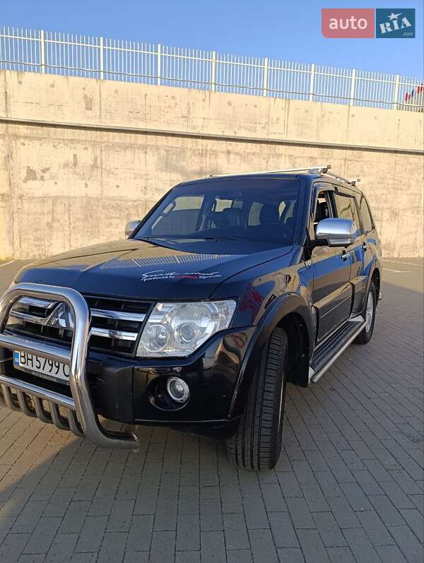 Внедорожник / Кроссовер Mitsubishi Pajero 2007 в Одессе фото Внедорожник / Кроссовер Mitsubishi Pajero 2007 в Одессе