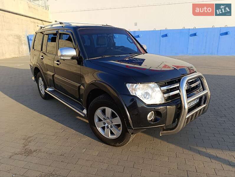 Внедорожник / Кроссовер Mitsubishi Pajero 2007 в Одессе фото 8 Внедорожник / Кроссовер Mitsubishi Pajero 2007 в Одессе