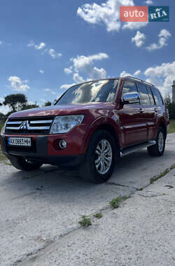 Внедорожник / Кроссовер Mitsubishi Pajero 2007 в 