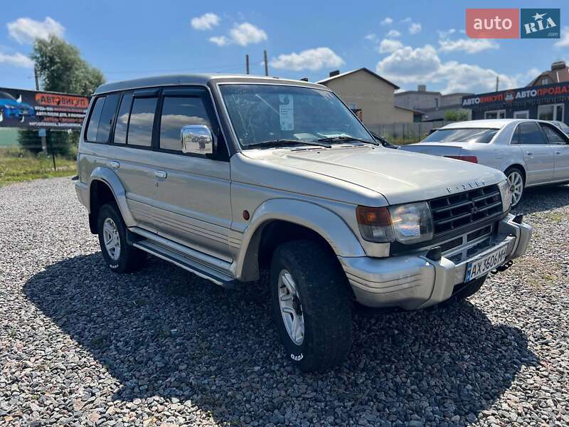 Mitsubishi Pajero 1993