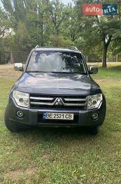 Mitsubishi Pajero 2008