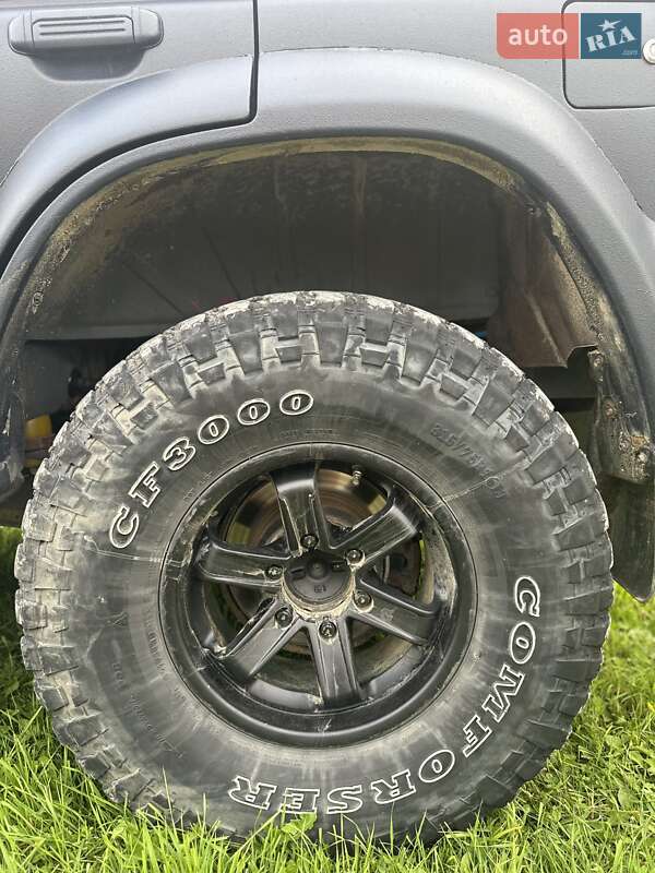 Внедорожник / Кроссовер Mitsubishi Pajero 1993 в Микуличине