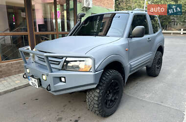 Внедорожник / Кроссовер Mitsubishi Pajero 2001 в Первомайске