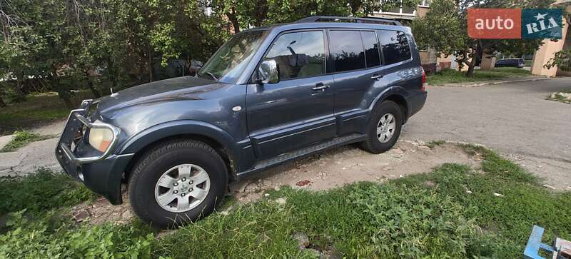 Внедорожник / Кроссовер Mitsubishi Pajero 2006 в Харькове